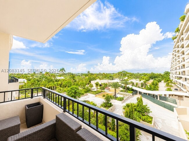 Building Photo - 151 Crandon Blvd