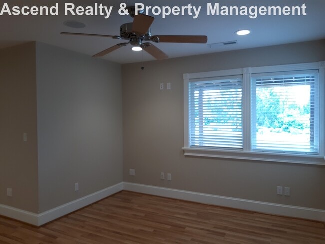 Building Photo - Unique Opportunity to Lease 2 Bed Lower Un...