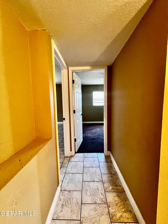 Building Photo - 14624 Eston Pl