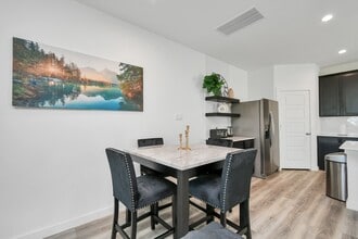 Building Photo - 12231 City Rose Ct