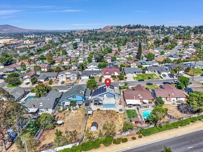 Building Photo - 5958 Quiroz Dr