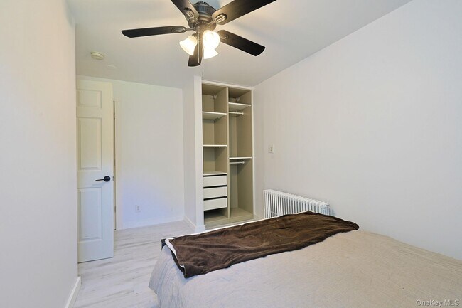 Building Photo - 1604 NY-9G