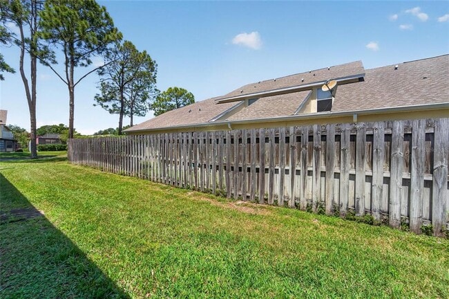 Building Photo - 658 Green Valley Rd