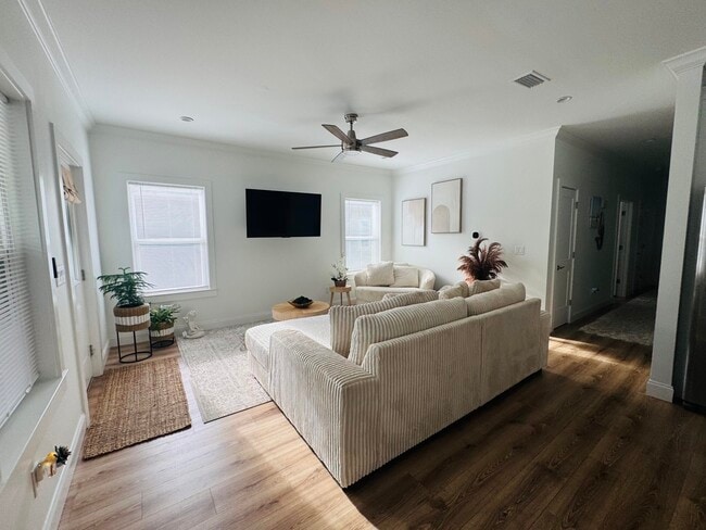 Building Photo - 48 4th St