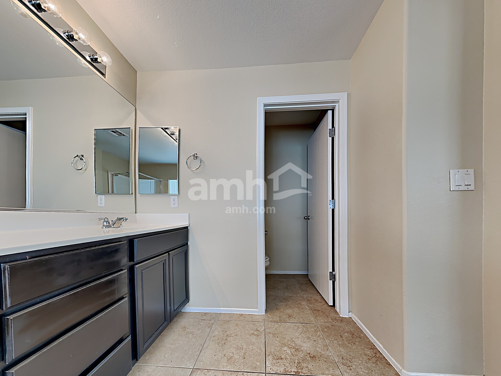 Building Photo - 6594 Grumio Ct
