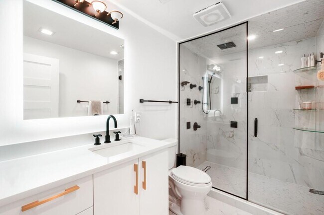 Building Photo - 1046 Wiley Bridge Rd