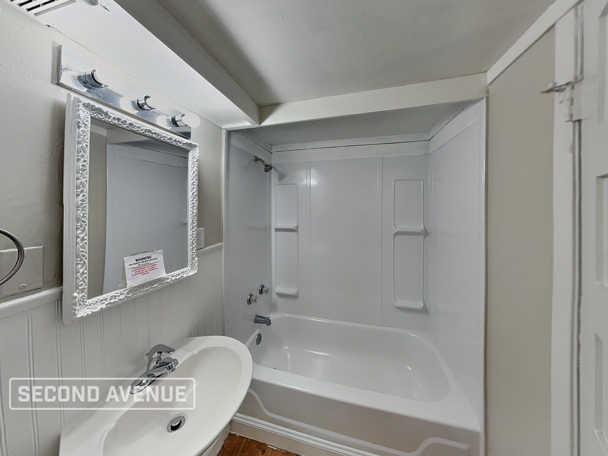 Building Photo - 4007 E 45th St