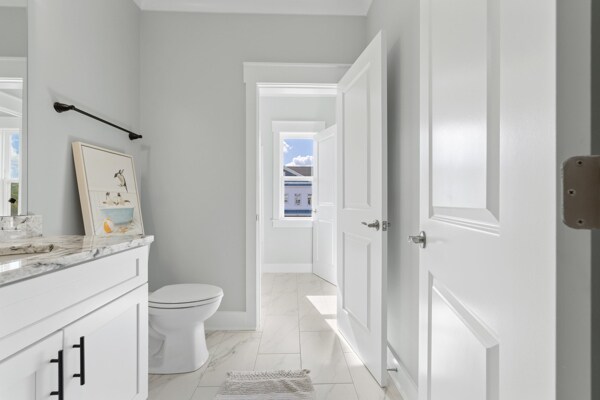 Building Photo - 305 Lineback Pl