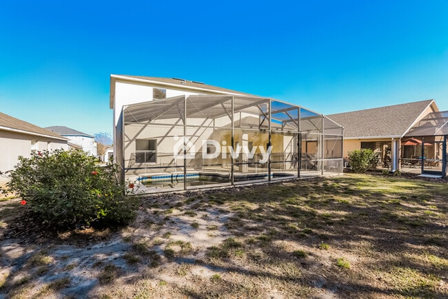 Building Photo - 831 Balmoral Dr