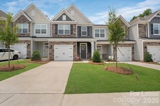 Building Photo - 4321 Black Ct