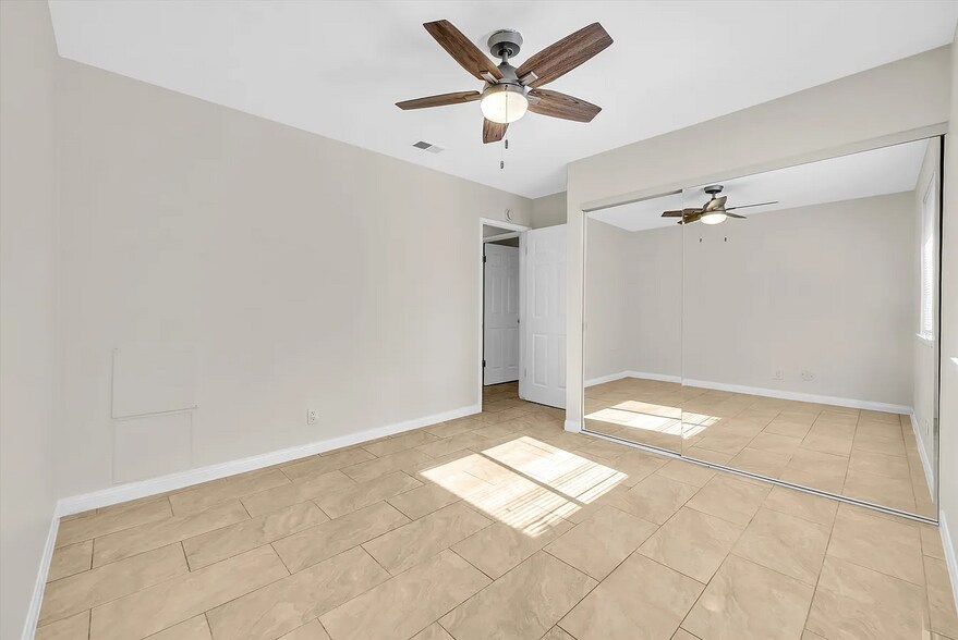 Building Photo - 1250 S Brookhurst St