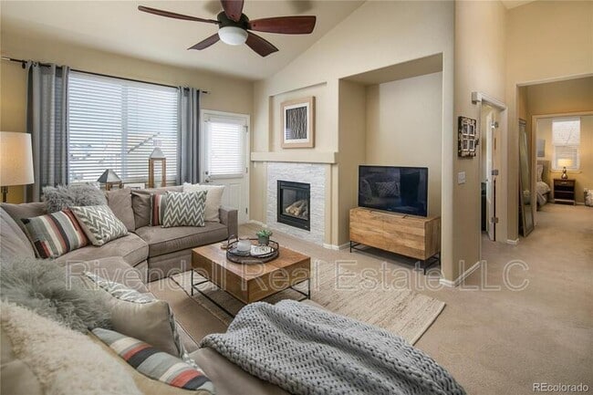 Building Photo - 3633 Desert Ridge Cir