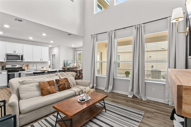 Building Photo - 376 Lost Mine Peak Ln