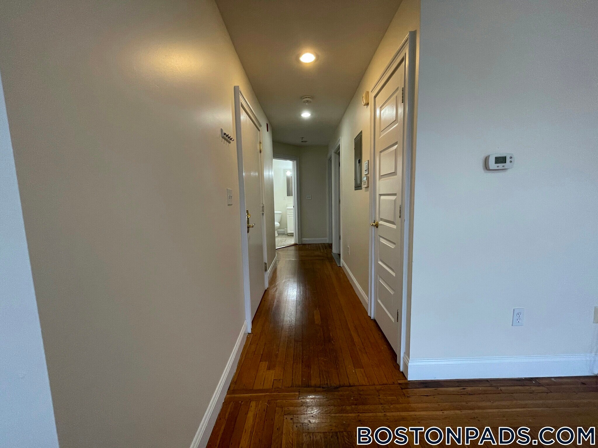 Building Photo - 53 Ashford St