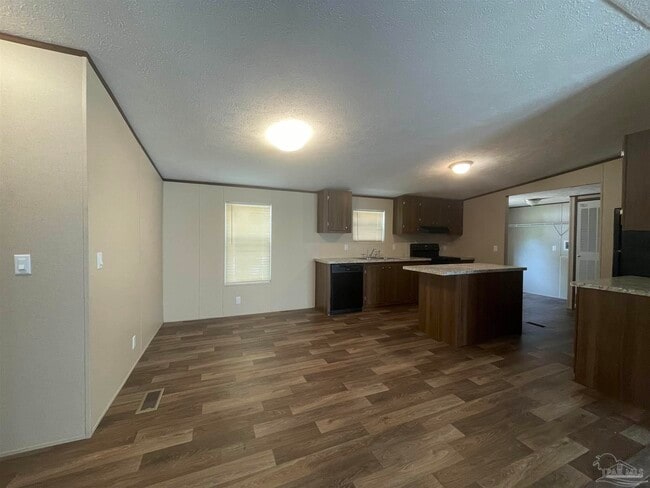 Building Photo - 6460 Appaloosa Ave