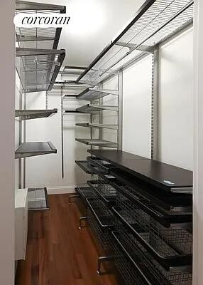 Building Photo - 88 Greenwich St