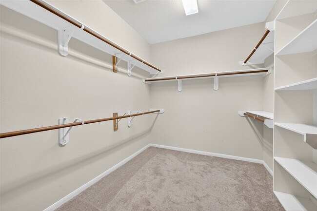 Building Photo - 9215 Union Meadow Ln