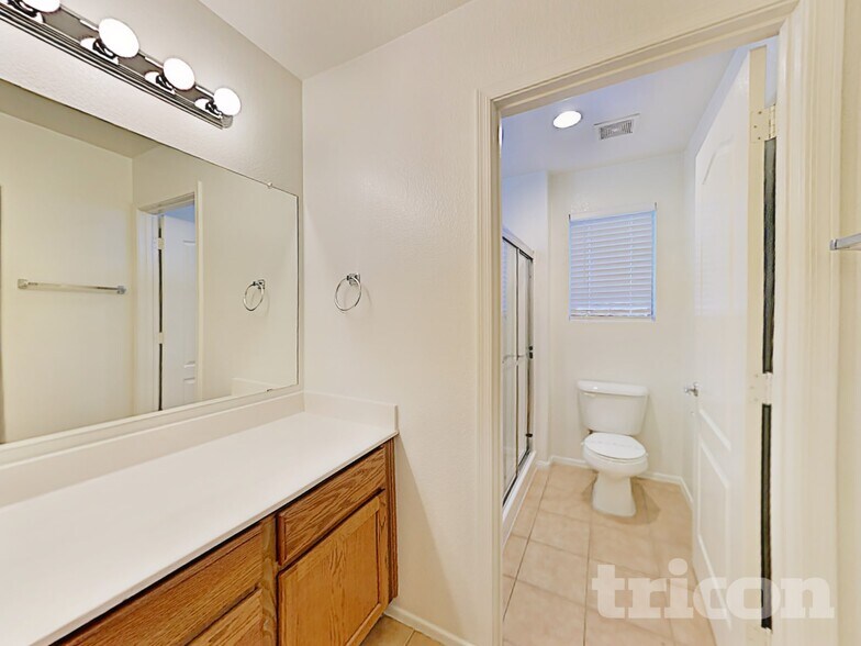 Building Photo - 4374 E Renee Dr