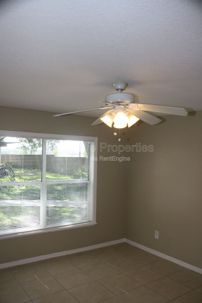 Building Photo - 7606 Pissarro Dr