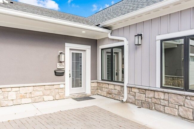 Building Photo - 2978 Bernard View Ln