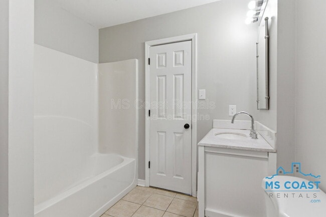 Building Photo - 11136 Windsor Hill Dr