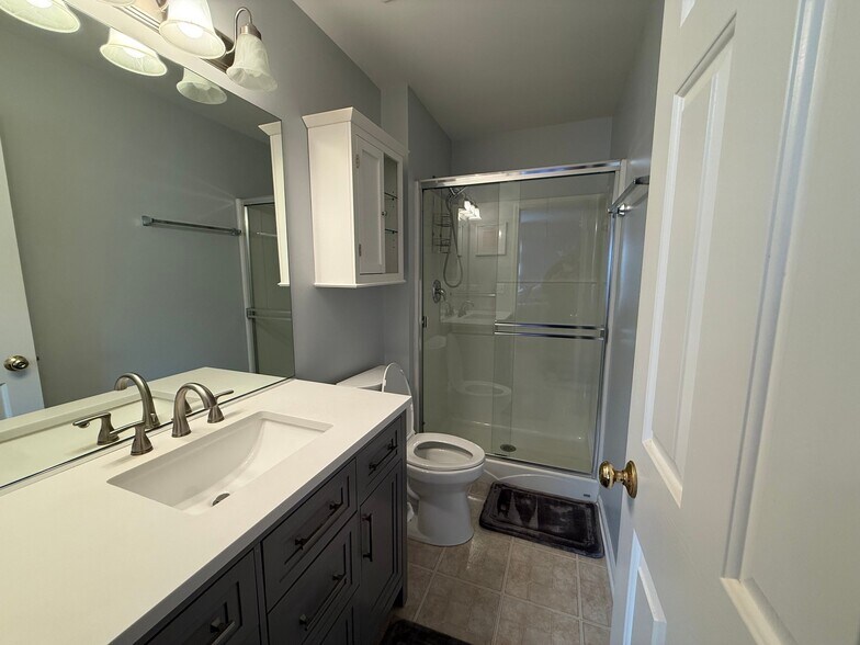 Building Photo - 7307 Ashbrook Ln