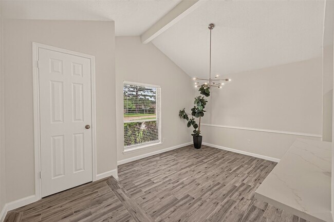 Building Photo - 22314 N Fork Dr