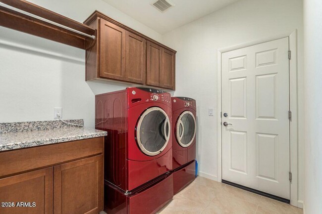 Building Photo - 17863 E Paria Canyon Dr