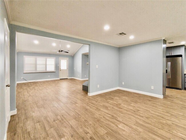 Building Photo - 7710 Colony Dr