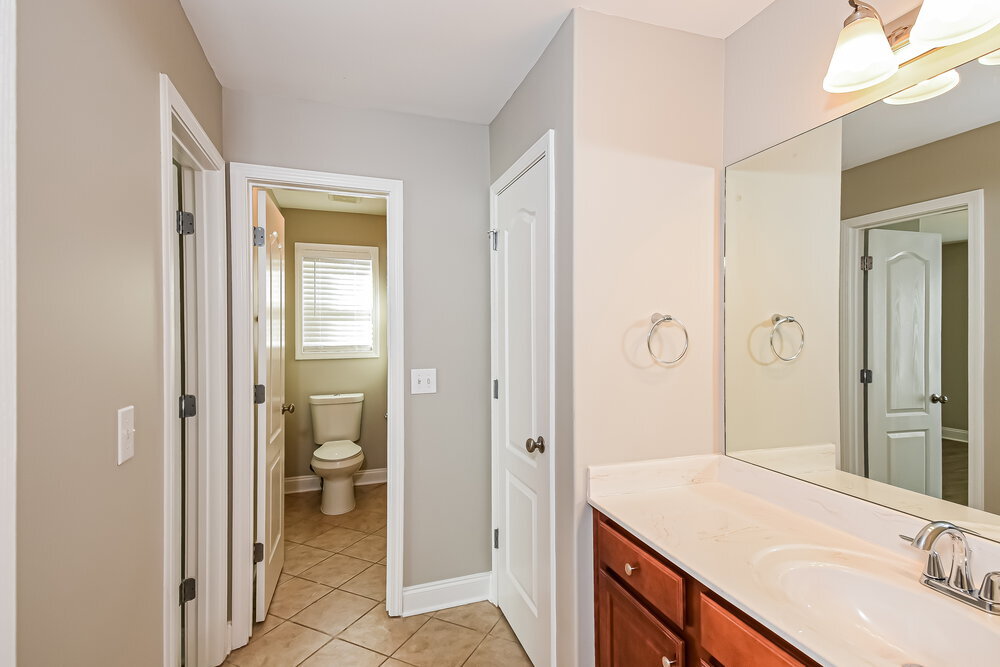 Building Photo - 4459 Hamby Pond Pl