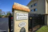 Building Photo - 633 S Palmetto Ave