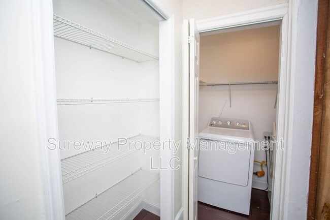 Building Photo - 150 Snyder Pl