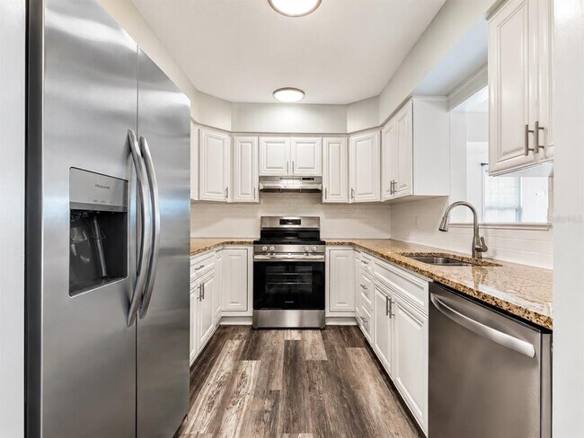 Building Photo - 6391 68th Ln