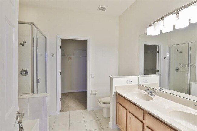 Building Photo - 1027 Paseo Del Rio NE