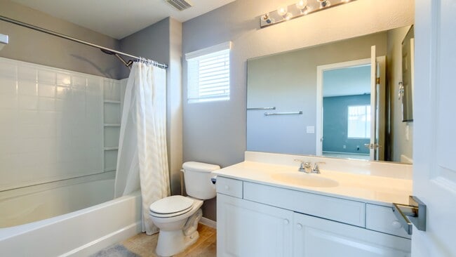 Building Photo - 3610 Pinnate Dr
