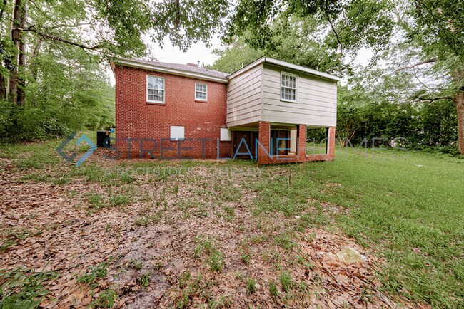 Building Photo - Charming 4 Bedroom in Columbus!