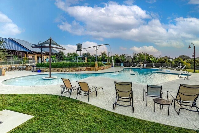 Building Photo - 505 Saturnia Dr