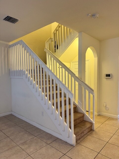 Building Photo - 3368 W 92nd Pl