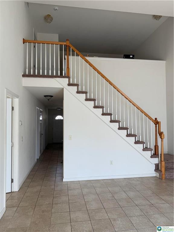 Building Photo - 205 Jeffrey Ln
