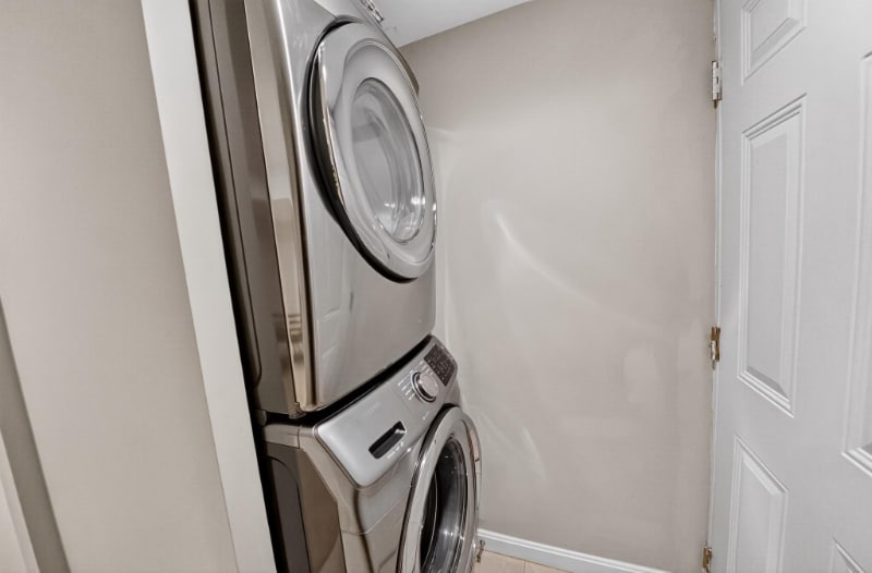 Building Photo - 5211 Jay St NE