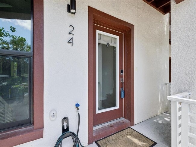 Building Photo - 946 Highland Ave