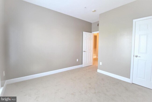 Building Photo - 2382 Brookmoor Ln