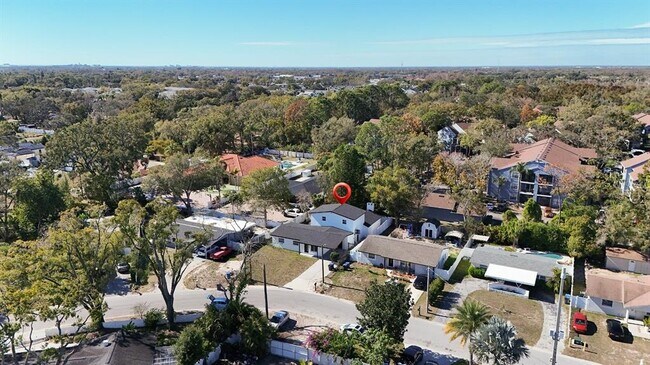 Building Photo - 8641 May Cir