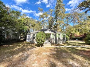 Building Photo - 2899 Forest Dr