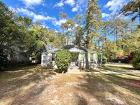Building Photo - 2899 Forest Dr