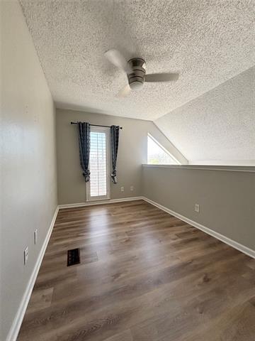 Building Photo - 2301 Basil Dr
