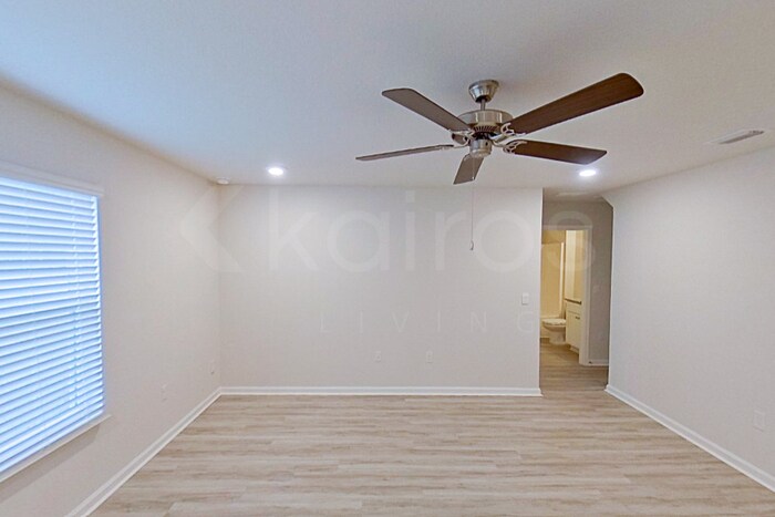 Building Photo - 4622 Malay Cir