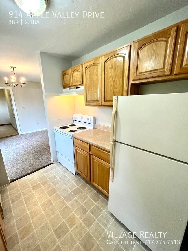 Building Photo - 914 Apple Valley Dr