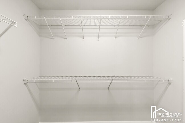 Building Photo - 3862 Guilderoy Ln