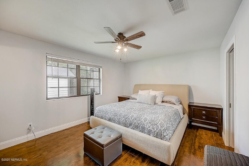 Building Photo - 5556 Floral Ave
